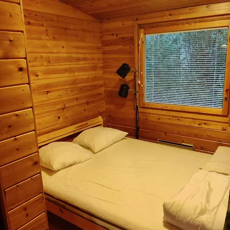 Ivalo Northern Lights Riverfront Lapland Sauna Hot Tub Near Airport Chalet