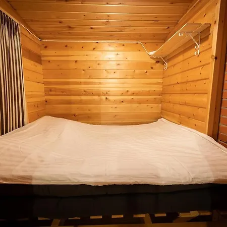 Ivalo Northern Lights Riverfront Lapland Sauna Hot Tub Near Airport * Inari