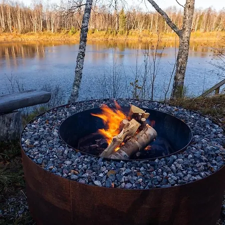 Experience Amazing Ivalo 4,5km From The Airport 木屋 伊纳利