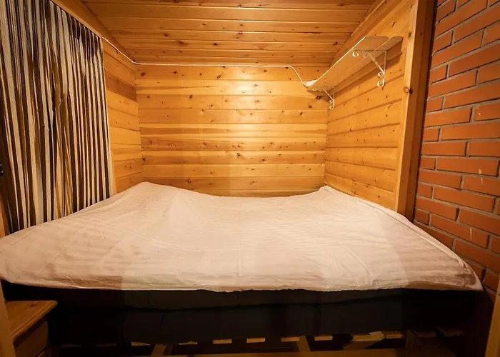 Ivalo Northern Lights Riverfront Lapland Sauna Hot Tub Near Airport * Enare