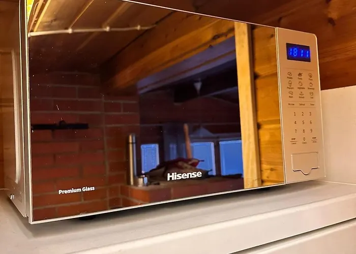 Ivalo Northern Lights Riverfront Lapland Sauna Hot Tub Near Airport Шале Инари